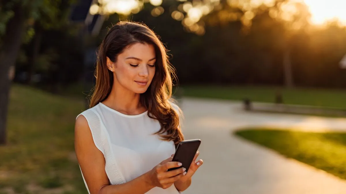 Cómo Obtener un Teléfono Gratis en California (Paso a Paso)