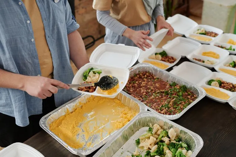 How To Get Free Food And Save Big On Meals (5 Legit Ways)