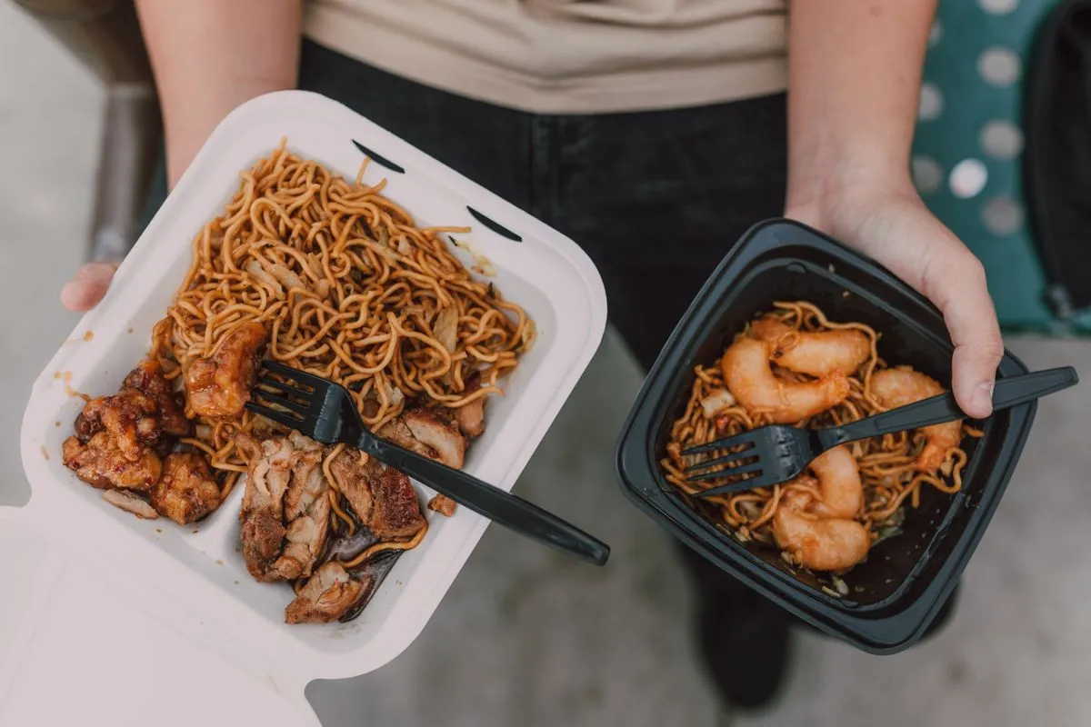 How To Get Free Food And Save Big On Meals (5 Legit Ways)