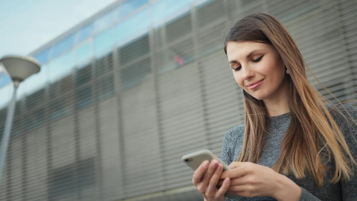How To Get Free Minutes On Your Phone And Save Your Bill