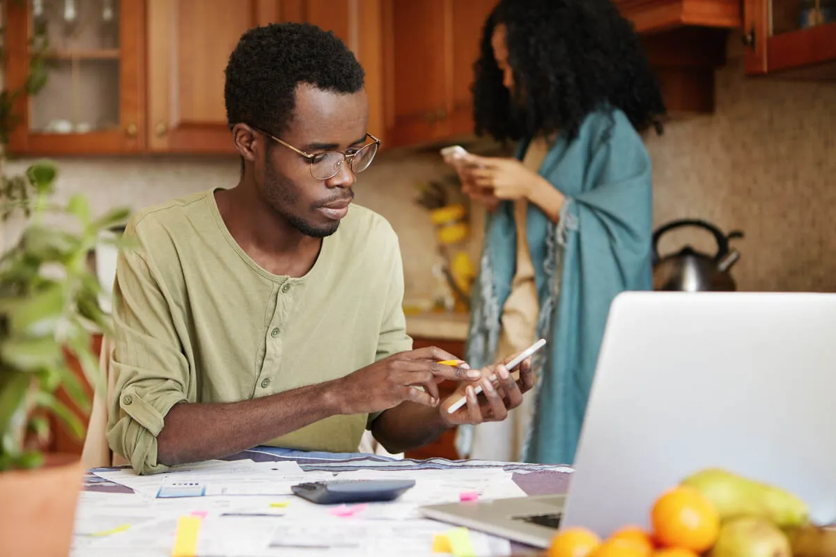 How to Lower Phone Bill to $0 With Lifeline Program [Latest Guide]