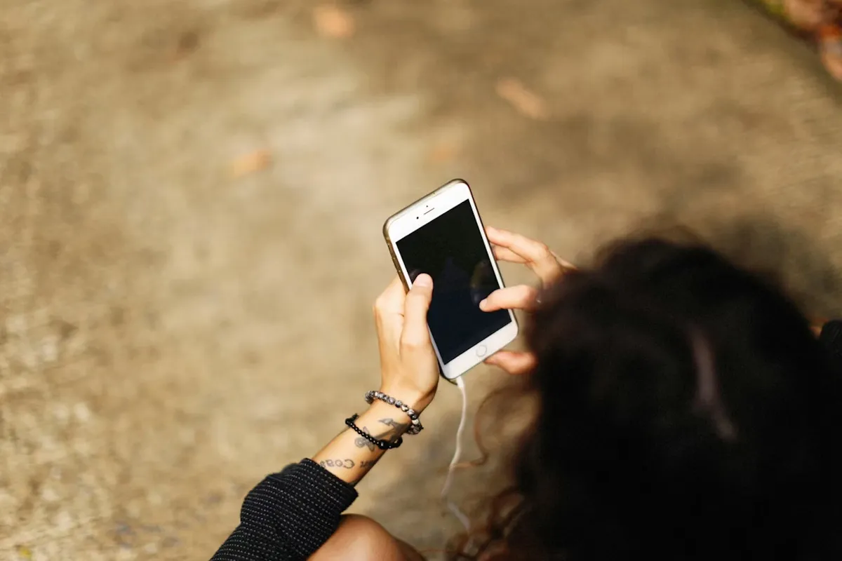 How to Call Private on iPhone: The Easiest Way to Hide Your Number