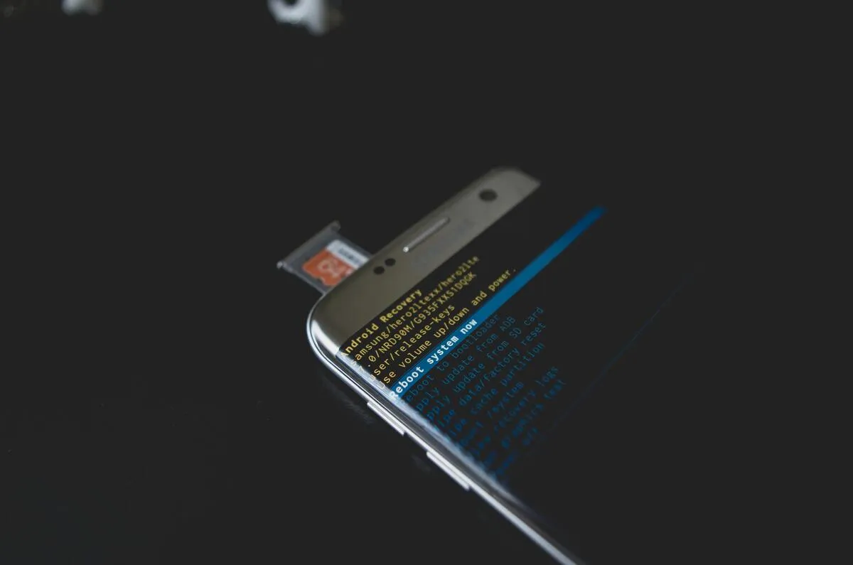 How to See What Is Stored on SIM Card (Contacts, Data, and Limits Explained)