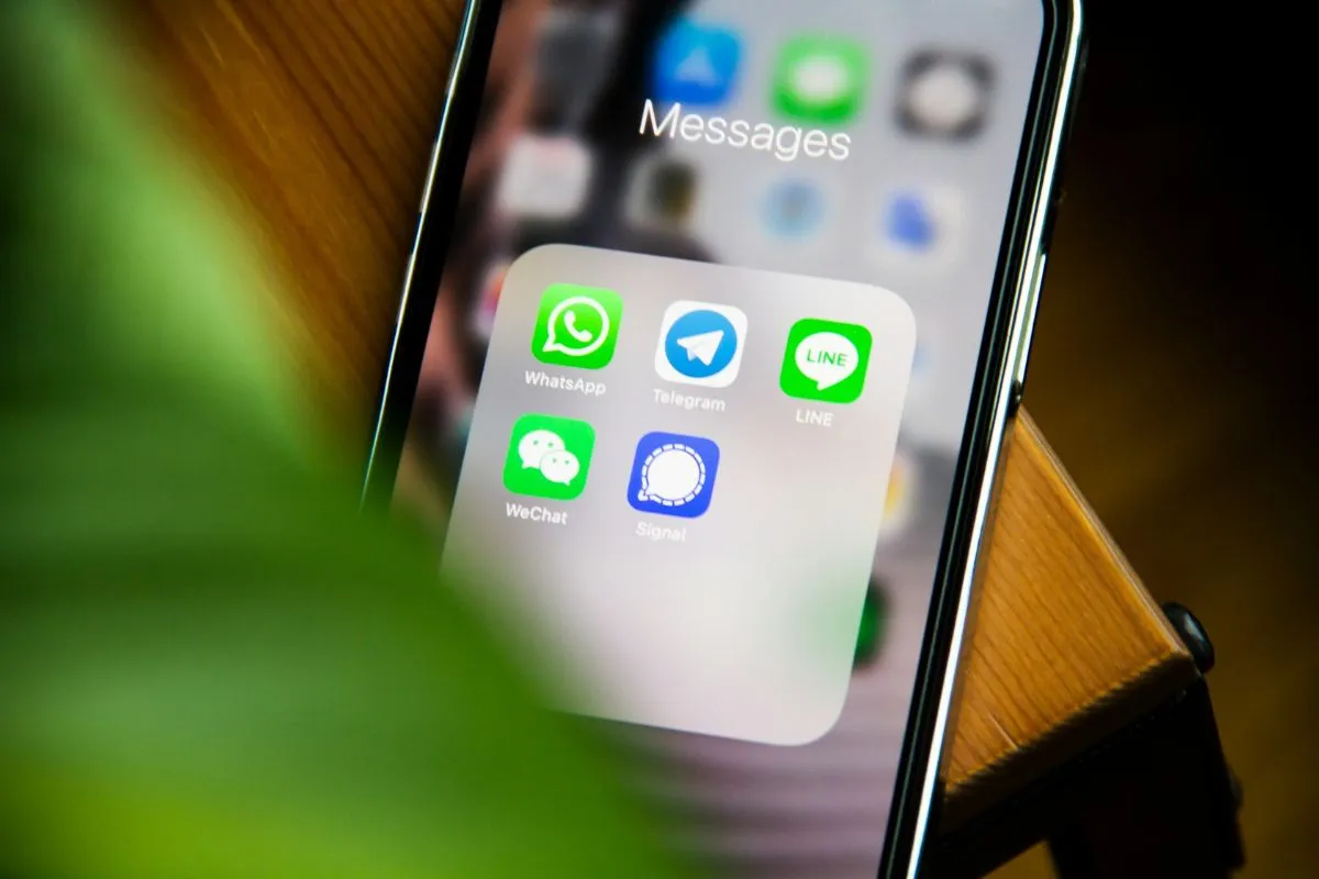How to Send a Voicemail Without Calling: 5 Best Methods