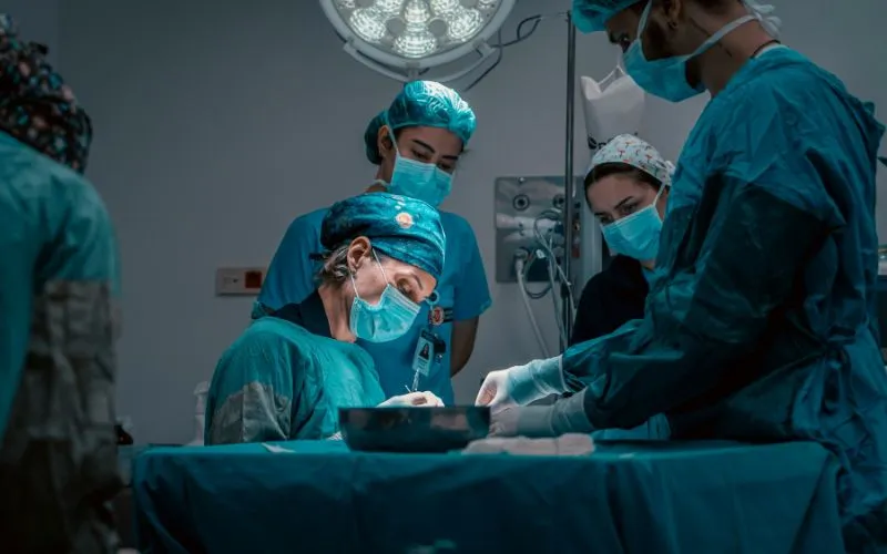 is-cataract-surgery-covered-by-medicare-which-parts-cover