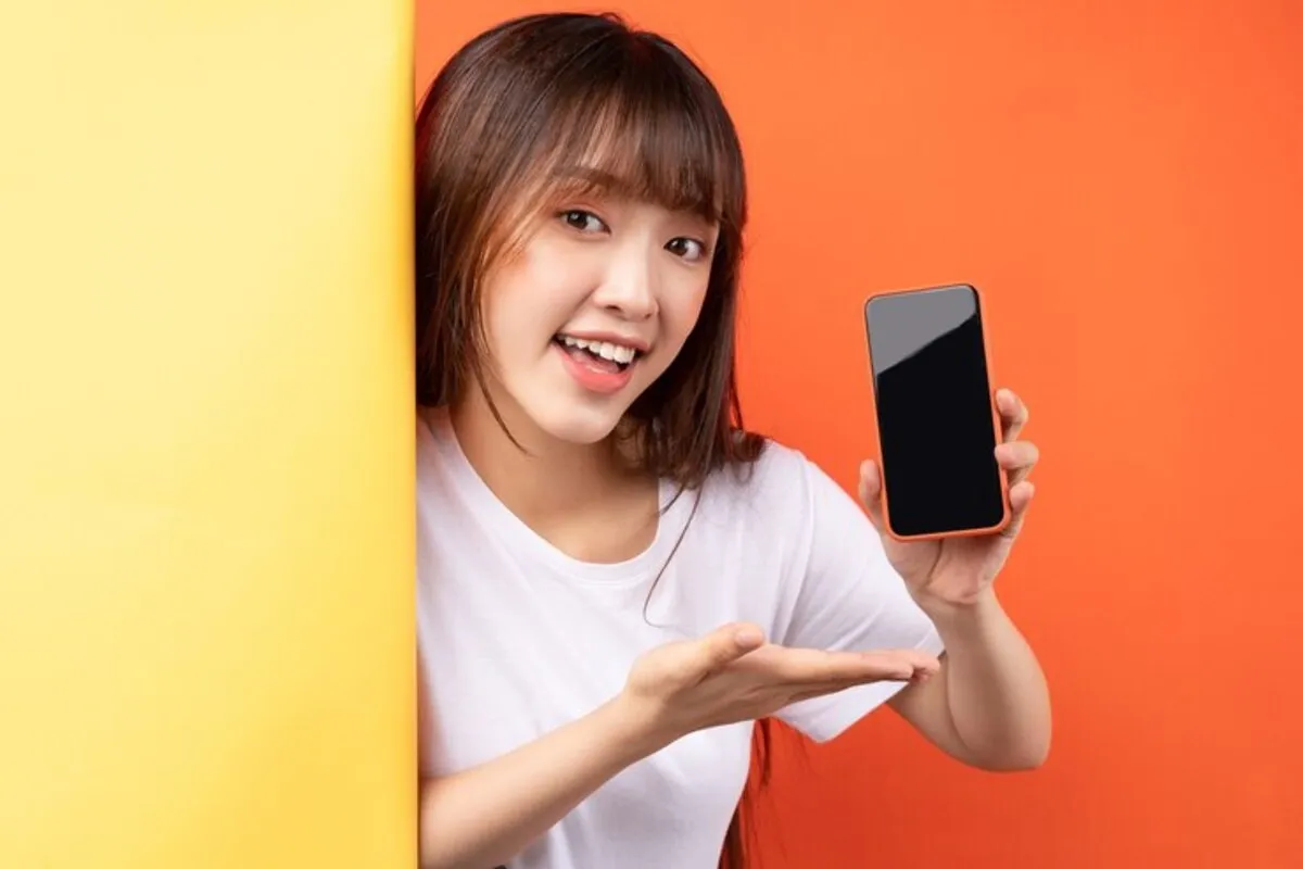 Bring Your Own Phone Lifeline: What To Know About BYOD Service