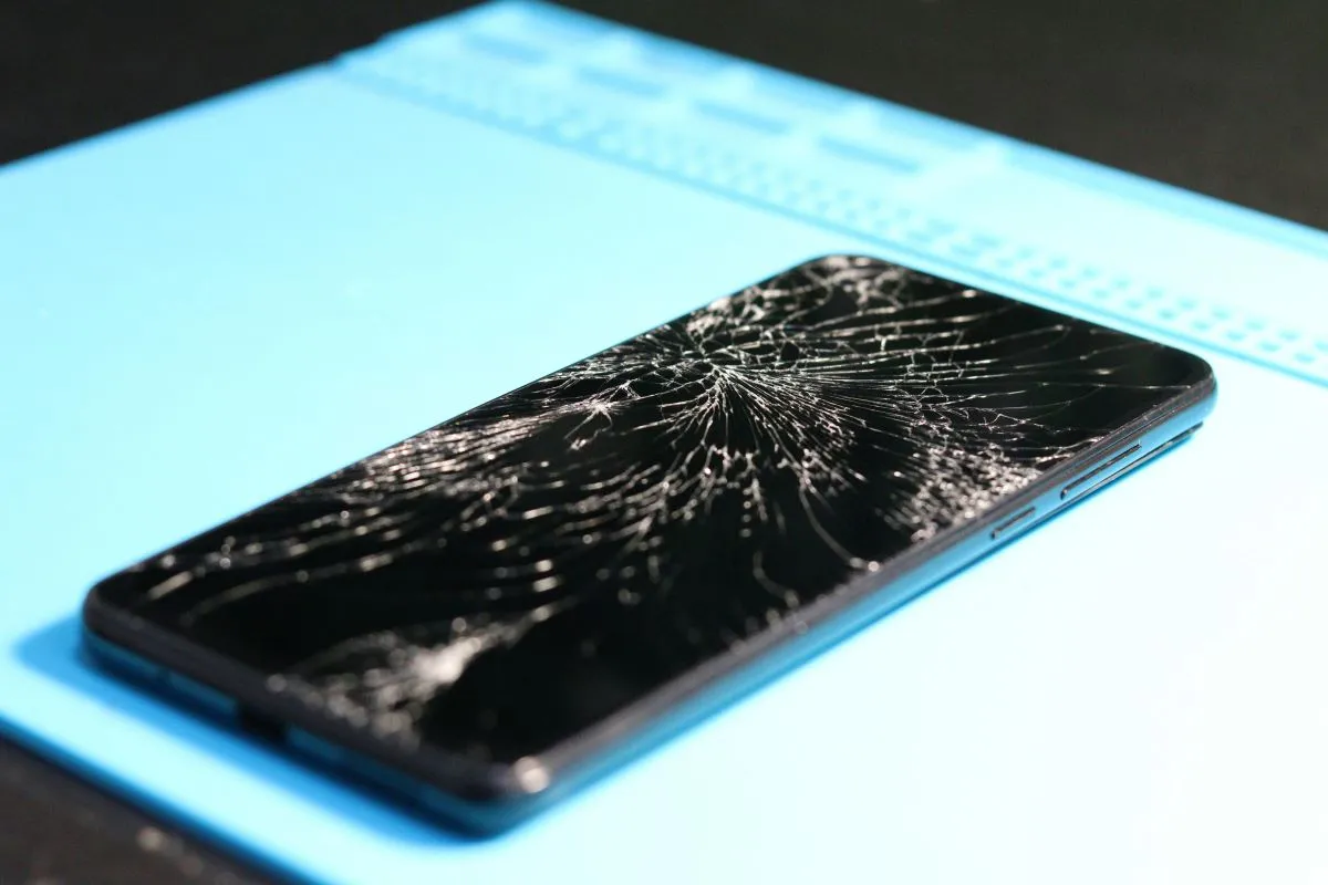 Lifeline Phone Broken? Here’s What to Do Next