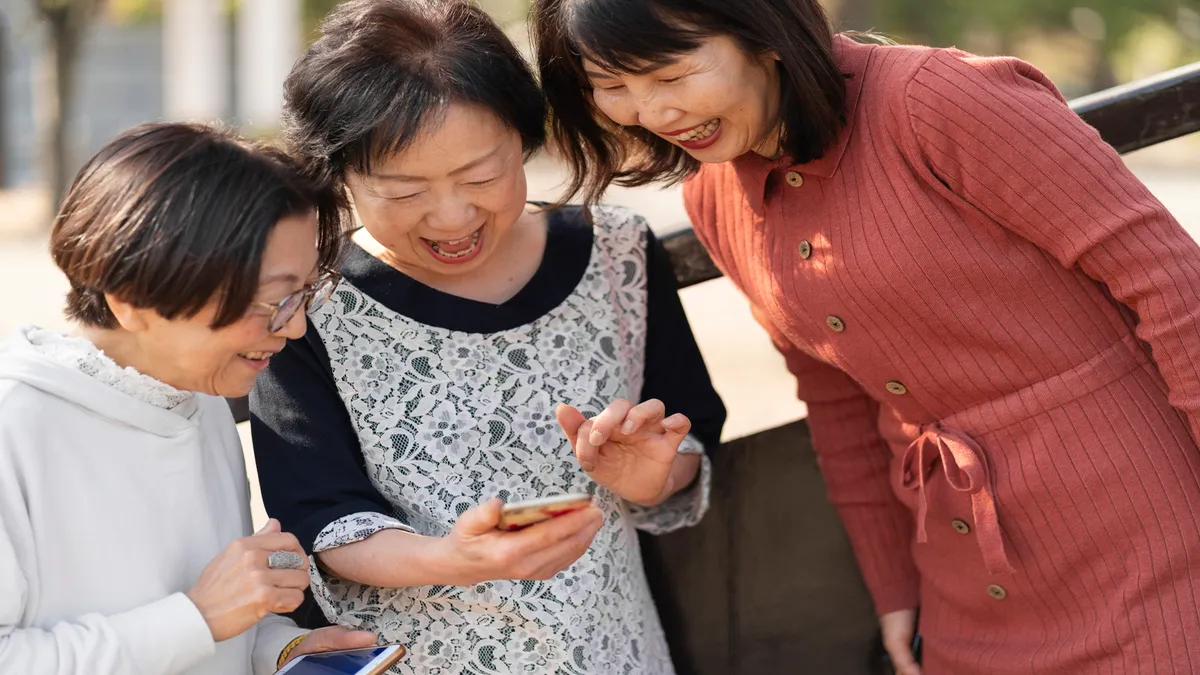 Arizona Lifeline Providers: Best Free Government Phone & Tablet