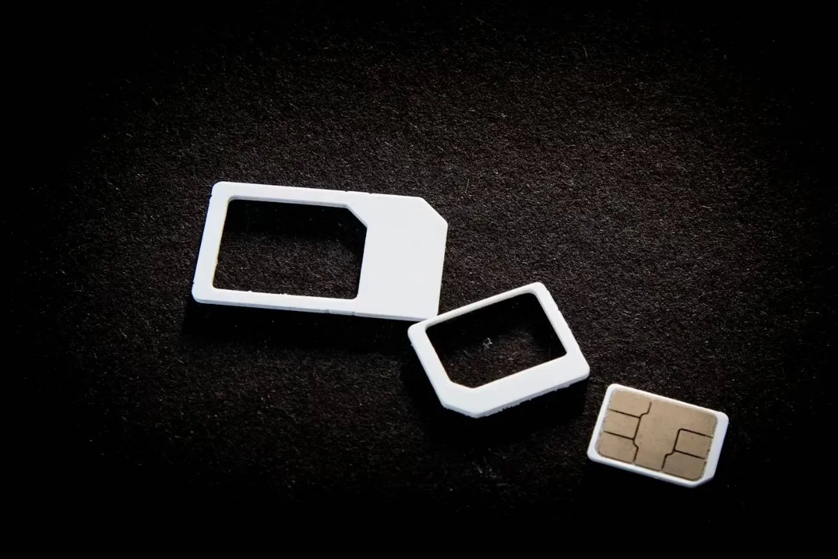 No SIM Available on iPhone 13: Causes and Quick Fixes That Work (2026)