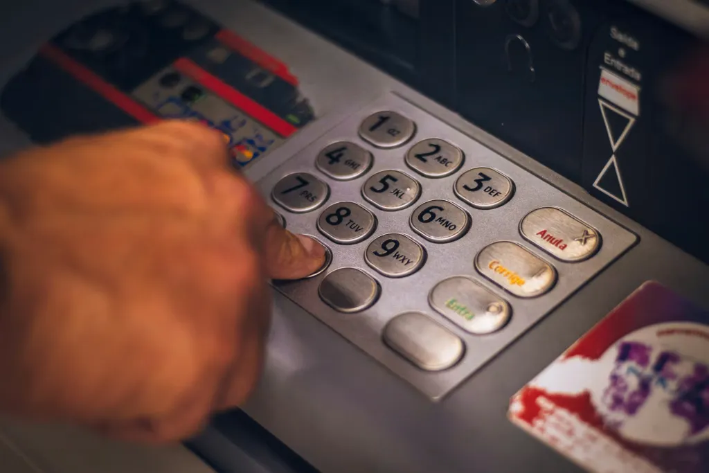 What banks have free EBT withdrawal?