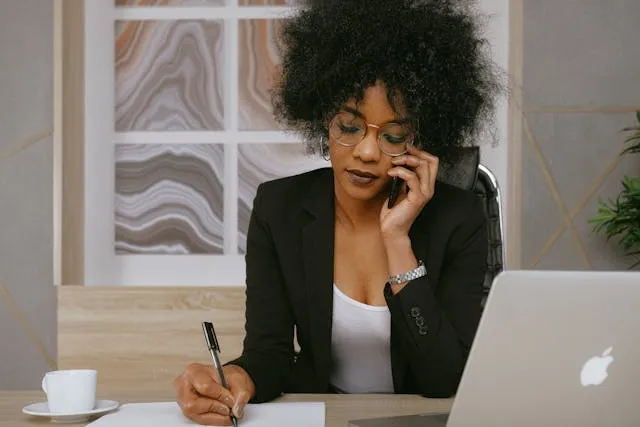 how to send a voicemail without calling