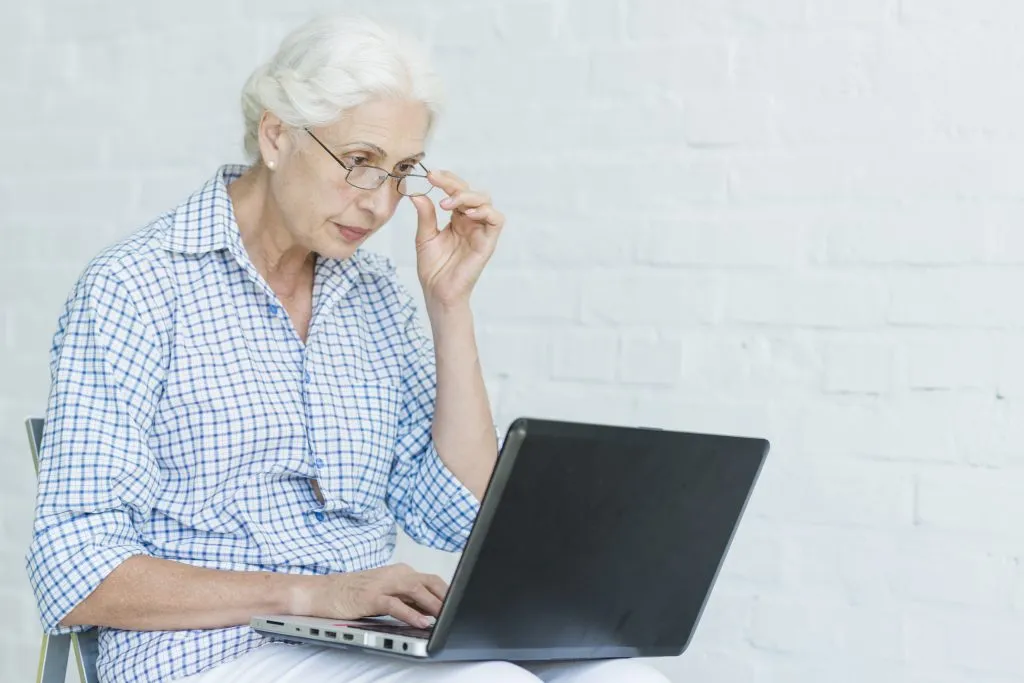 free laptop computers for seniors