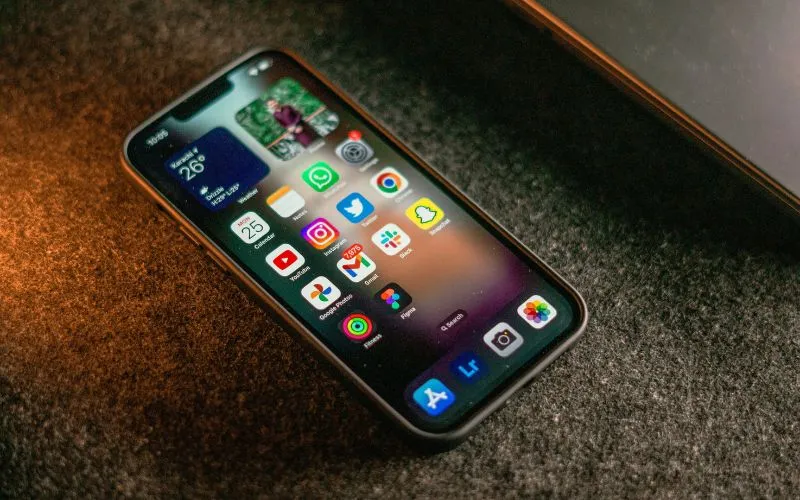 sim-lock-iphone-reason