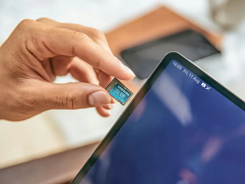 tablet-with-sim-card