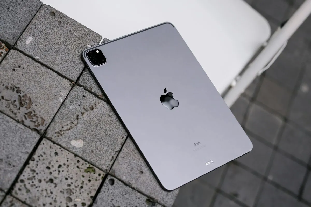 The Best Tablet With SIM Card Models for Working Anywhere