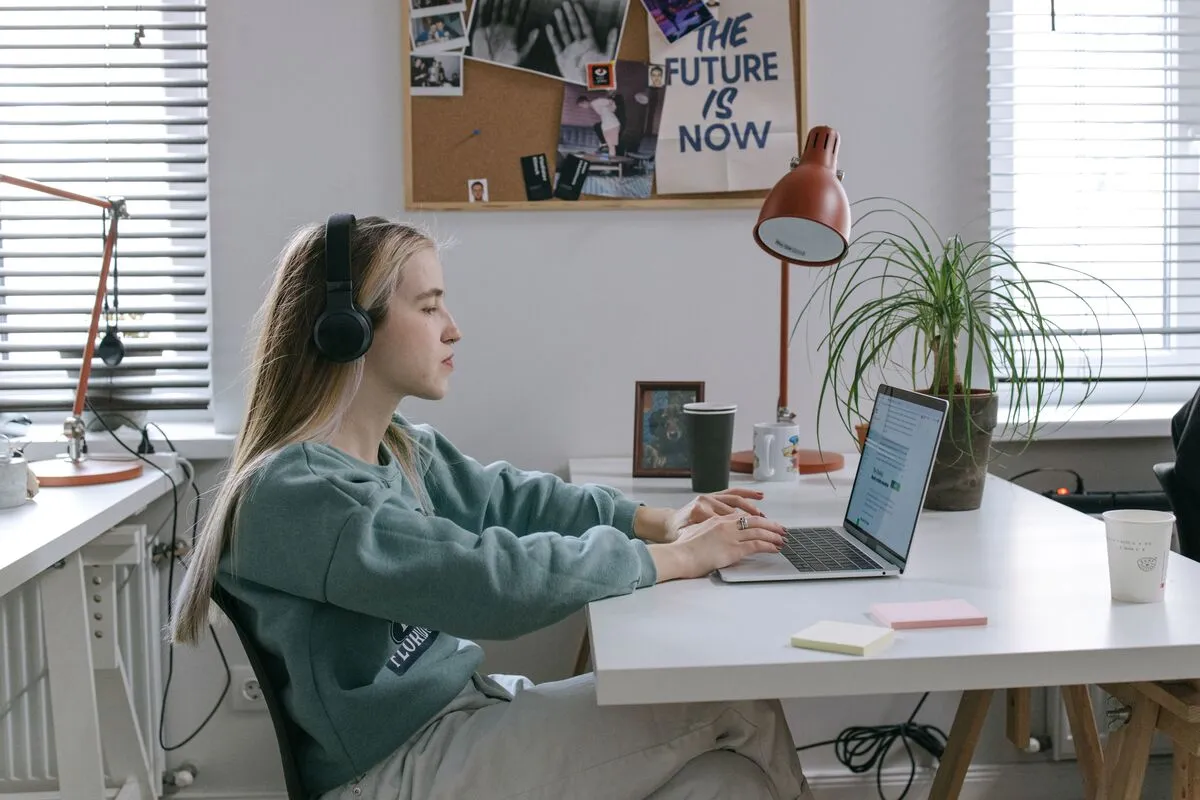 Tips for Remote Work: How to Stay Productive and Maintain Work-Life Balance