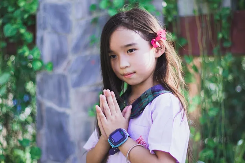 water resistant kids smart watch 2