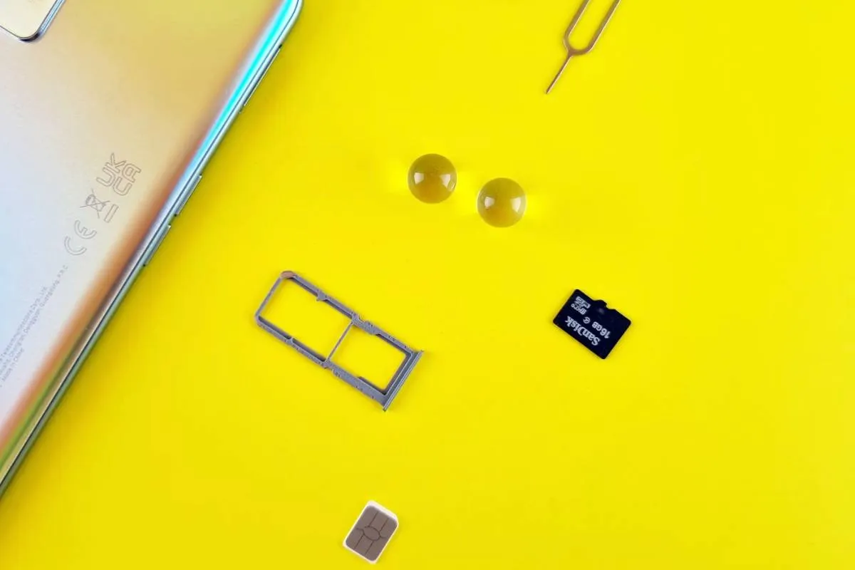 What Does SIM Locked Mean? A Simple Explanation for Phone Users (2026)