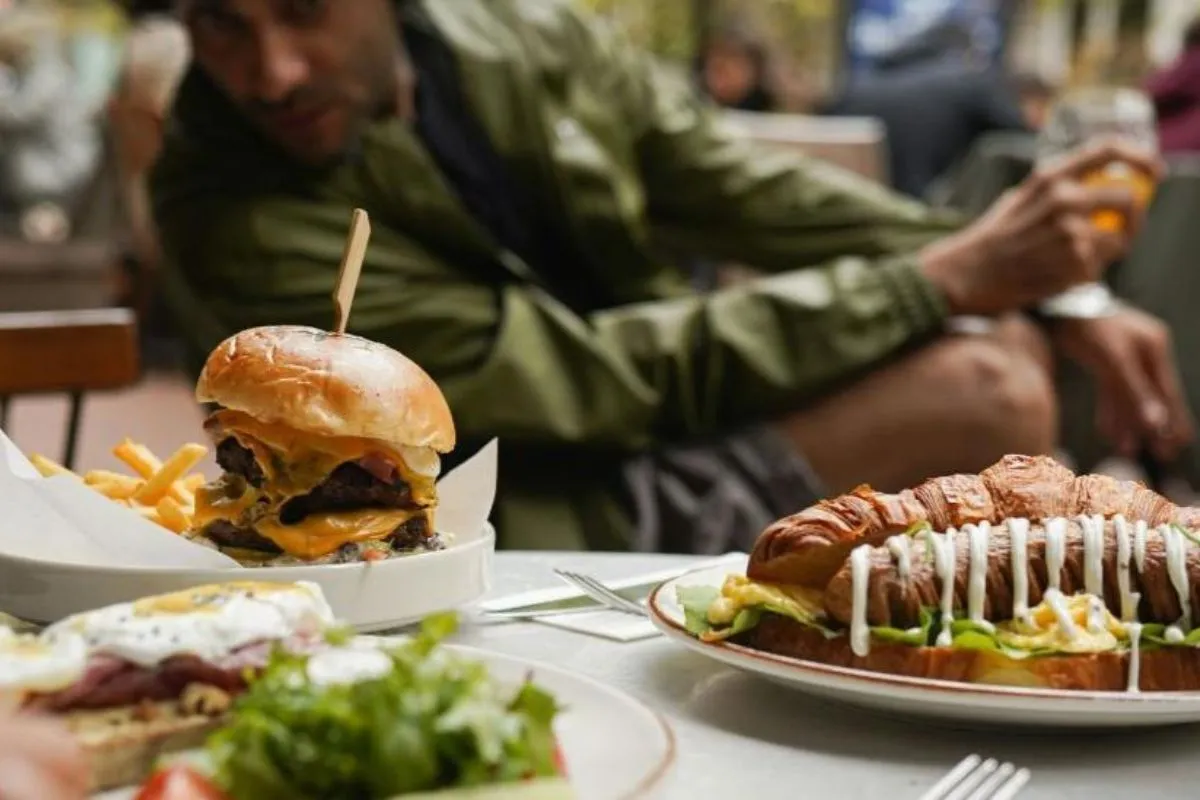 What Fast Food Restaurants Take EBT Near Me? 2026 List