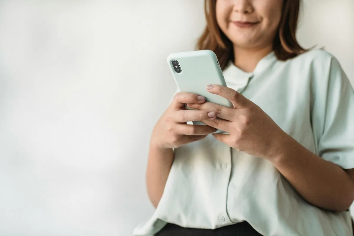 What Is a SIM Free iPhone? Meaning, Benefits, and How It Works in 2026