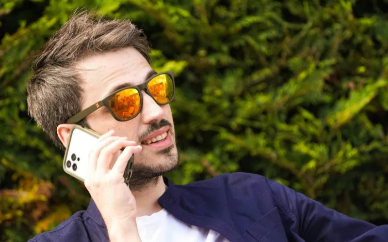 what-is-call-waiting-how-to-manage