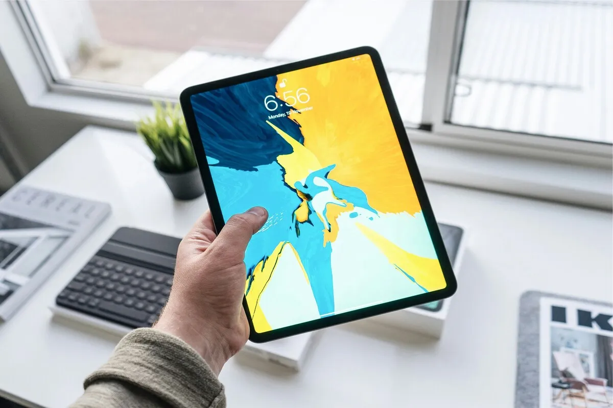 What Is the Best Free Government Phone and Tablet Combo?