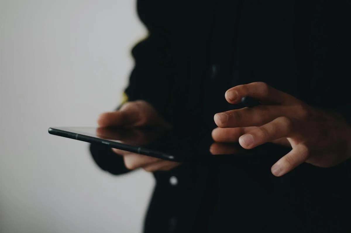 What Is the Best Free Government Tablet Program? 4-Step Guide