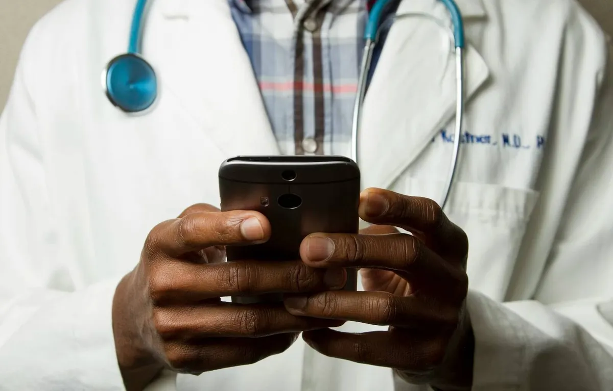 What Is Transitional Medicaid 2026: How Temporary Coverage Works After Income Changes