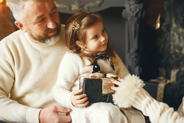 what makes a good gift for new dad