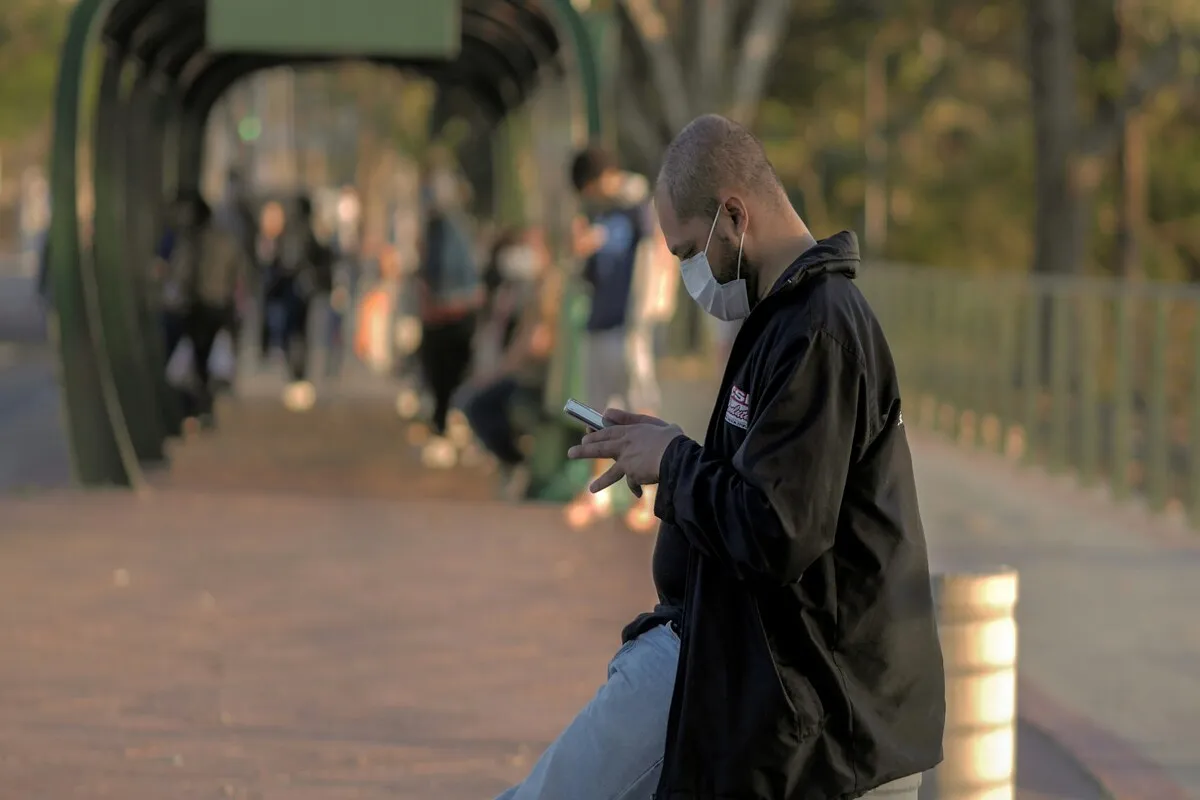 Where Can I Get a Free Government Phone Today? Verified Options Near You