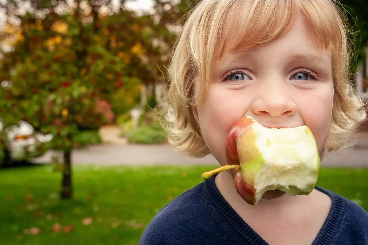 Where Do Kids Eat Free Today? Best Family Restaurant Deals