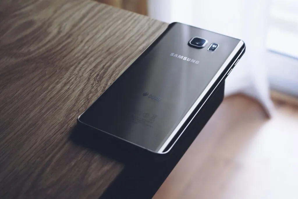 How can I get a free Samsung Galaxy government phone